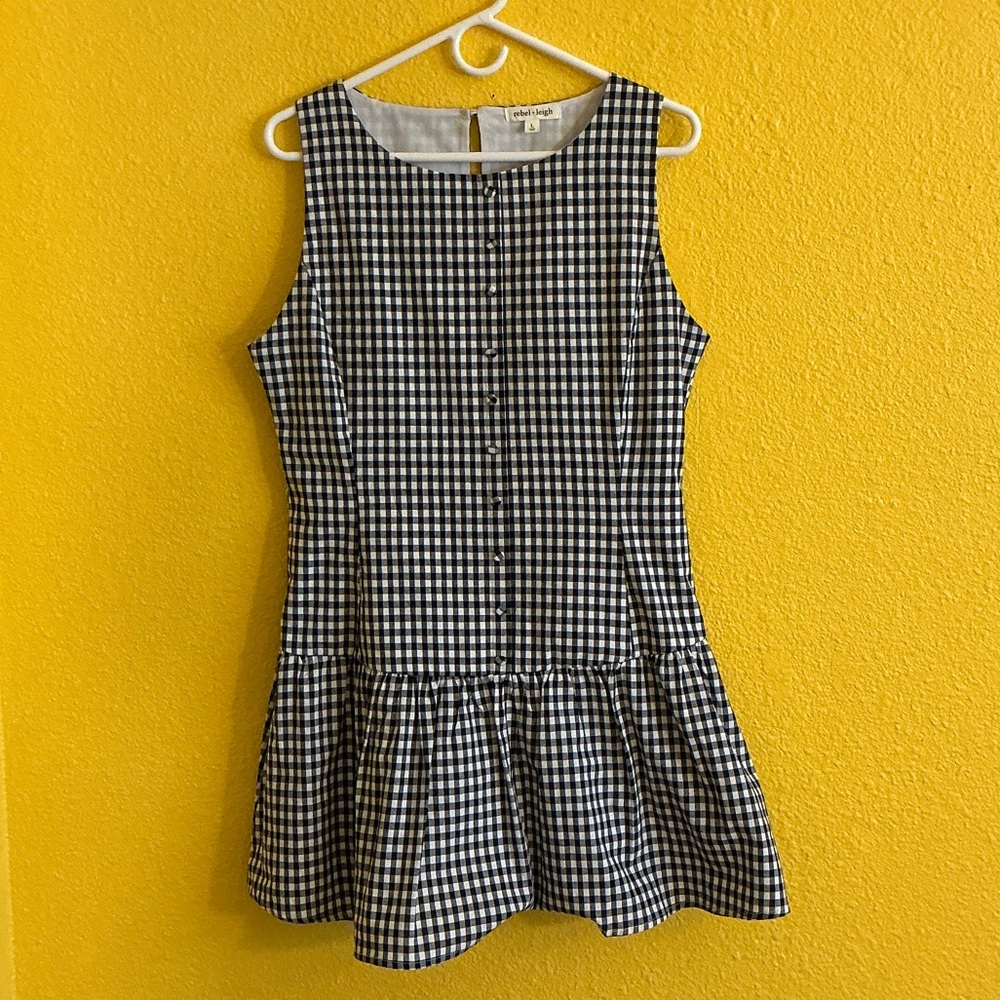 Elegant Black and White Checkered Women's Dress